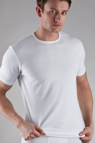 Abbildung zu T-Shirt (22451812) der Marke Jockey aus der Serie Modern Stretch