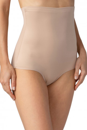 Abbildung zu High-Waist Pants Cocoon (49348) der Marke Mey Damenwäsche aus der Serie Serie Nova