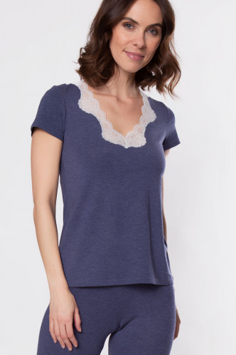 Abbildung zu Shirt kurzarm (ENA9106) der Marke Antigel aus der Serie Simply Perfect Loungewear
