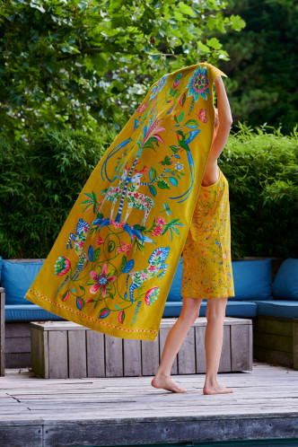 Abbildung zu Curio Beach Towel yellow (217792) der Marke Pip Studio aus der Serie Accessoires