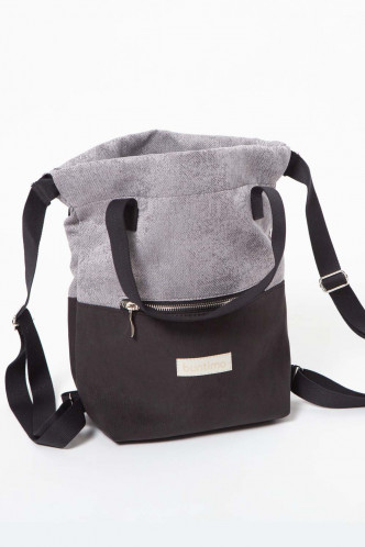 Abbildung zu Rucksack Tasche schwarz - Eli (ELI-B-101) der Marke Buntimo aus der Serie Designertaschen