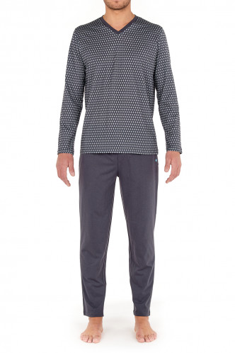 Abbildung zu Pyjama lang Jaipur (402416) der Marke HOM aus der Serie Sleepwear 2022