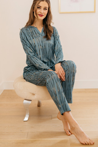 Abbildung zu Pyjama lang (12555) der Marke Hutschreuther aus der Serie One Collection