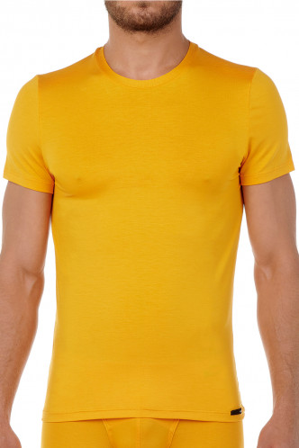 Abbildung zu T-Shirt Crew Neck (402593) der Marke HOM aus der Serie Tencel Soft